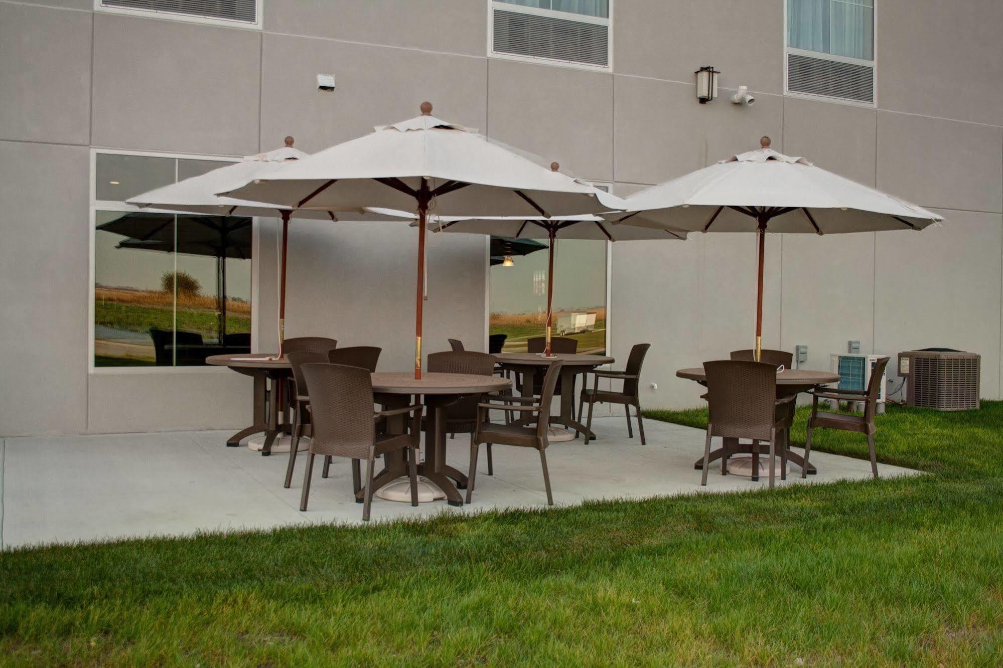 Cobblestone Hotel And Suites - Jefferson Exteriér fotografie